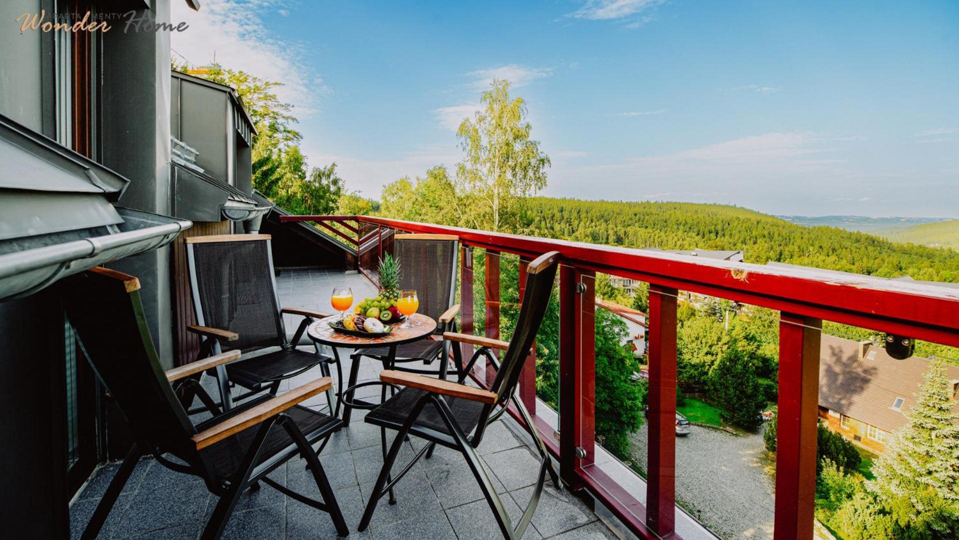 Wonder Home - Apartamenty Blisko Centrum, Tuz Przy Kolei Gondolowej I Trasach Single Track Сверадув-Здруй Экстерьер фото